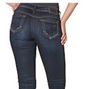 Silver Suki super stretch mid slim boot dk wash
